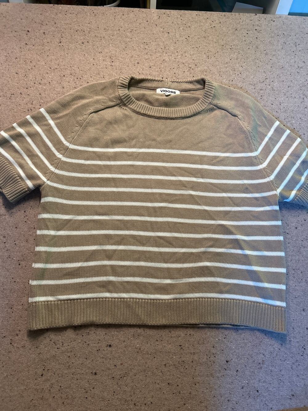Vigoss Short Sleeve Sweater XL Tan White Stripes